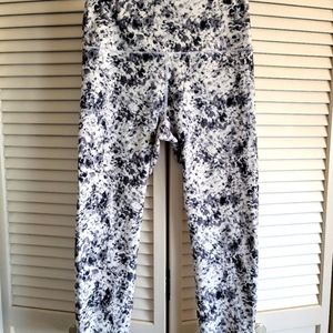 NWOT Balance Collection yoga crops